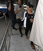 Christina_Aguilera_-_At_LAX_Airport_in_Los_Angeles_on_September_3-14.jpg