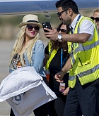 Christina_Aguilera_-_At_Paphos_Airport_in_Cyprus_on_September_7-17.jpg