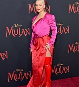 Christina_Aguilera_-_Disney_s_Mulan_Premiere_in_Hollywood2C_California__-_March_9-35.jpg