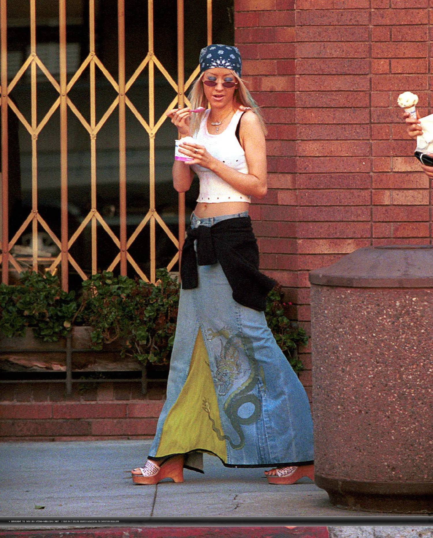 03.jpg