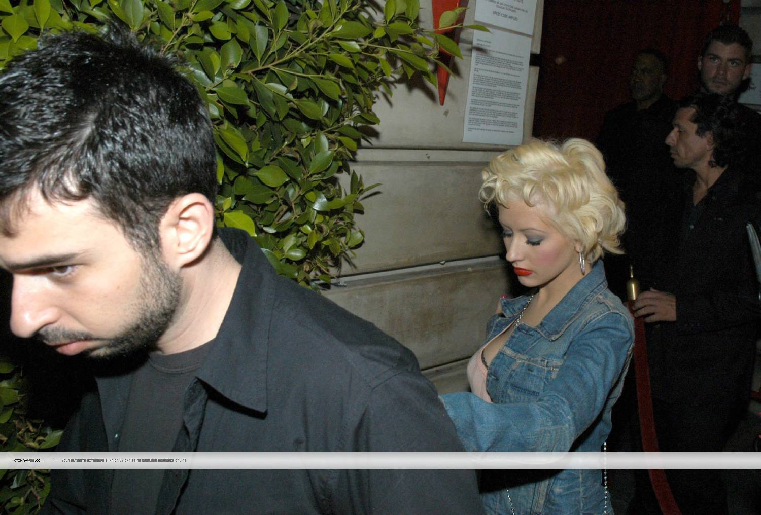 09.jpg