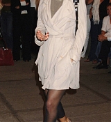 02.jpg