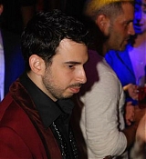 01.jpg