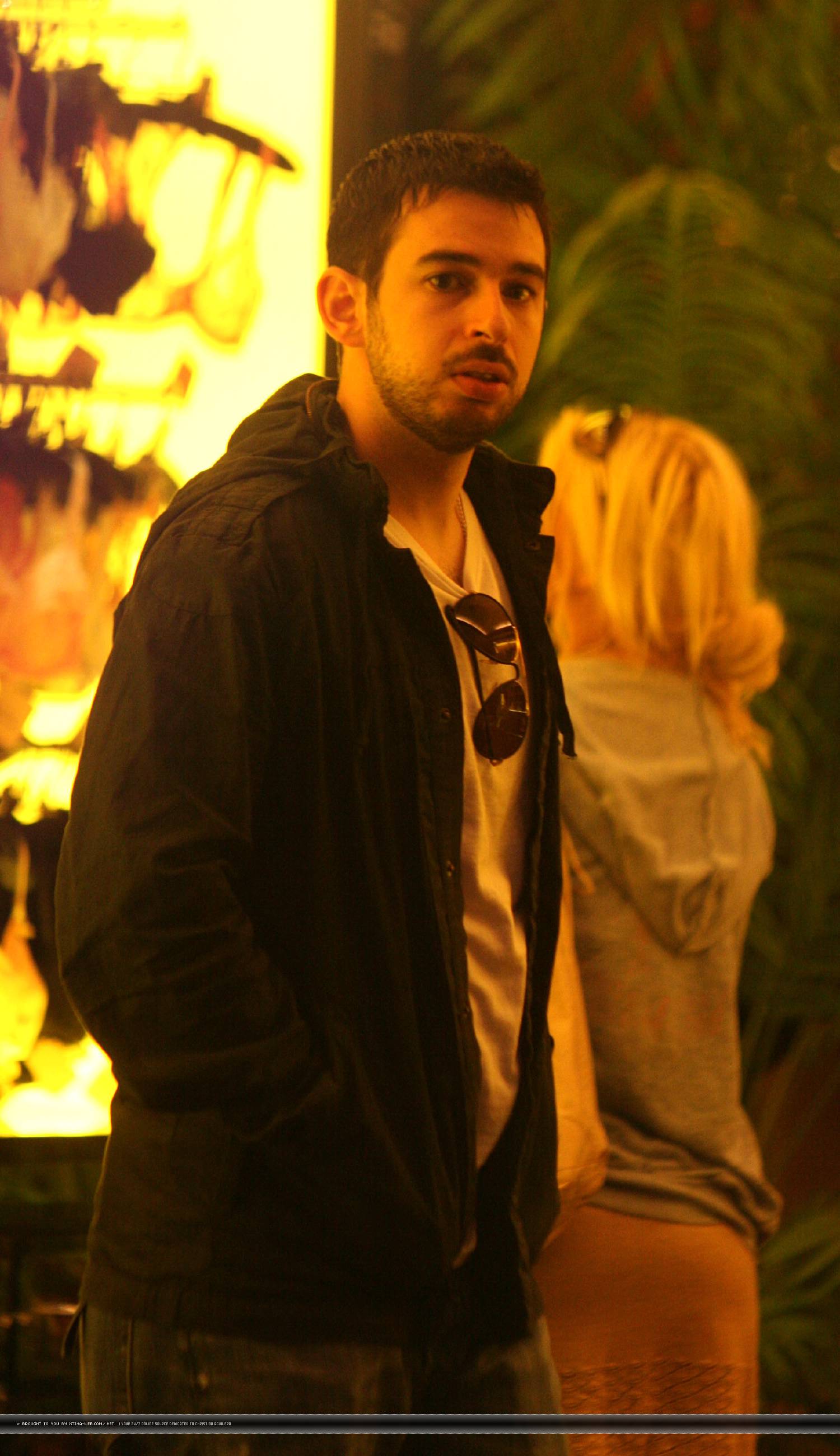 02.jpg