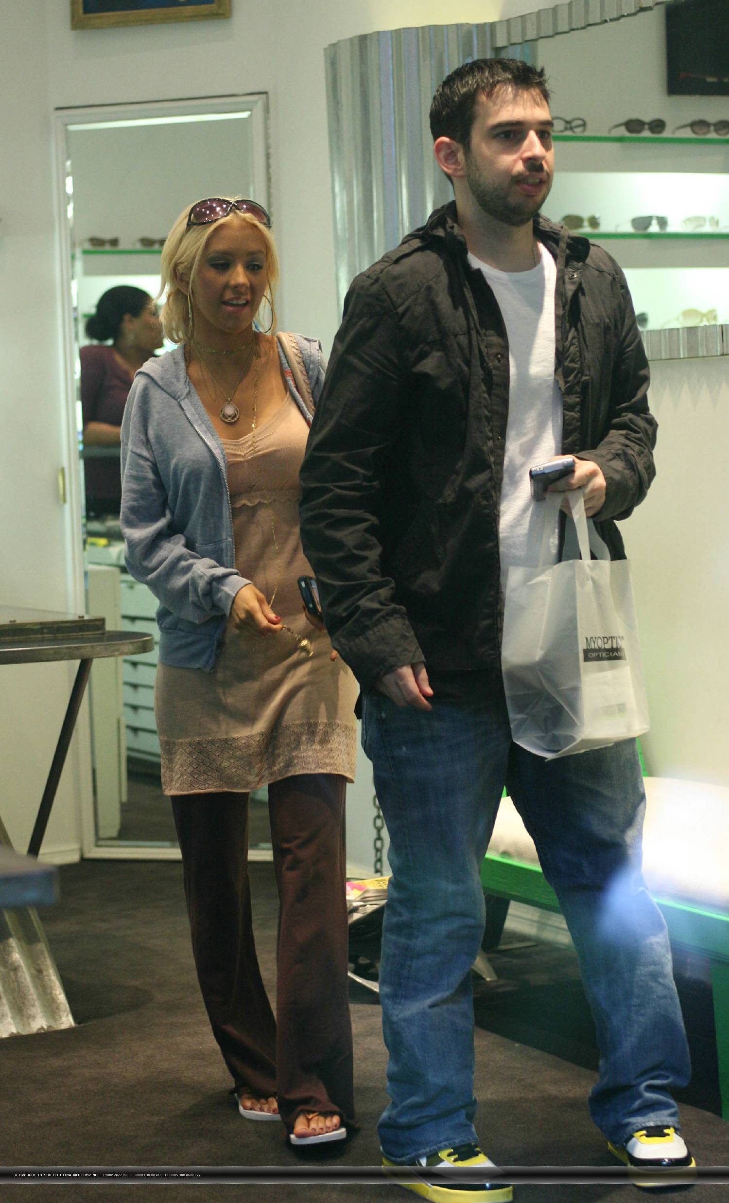 03.jpg
