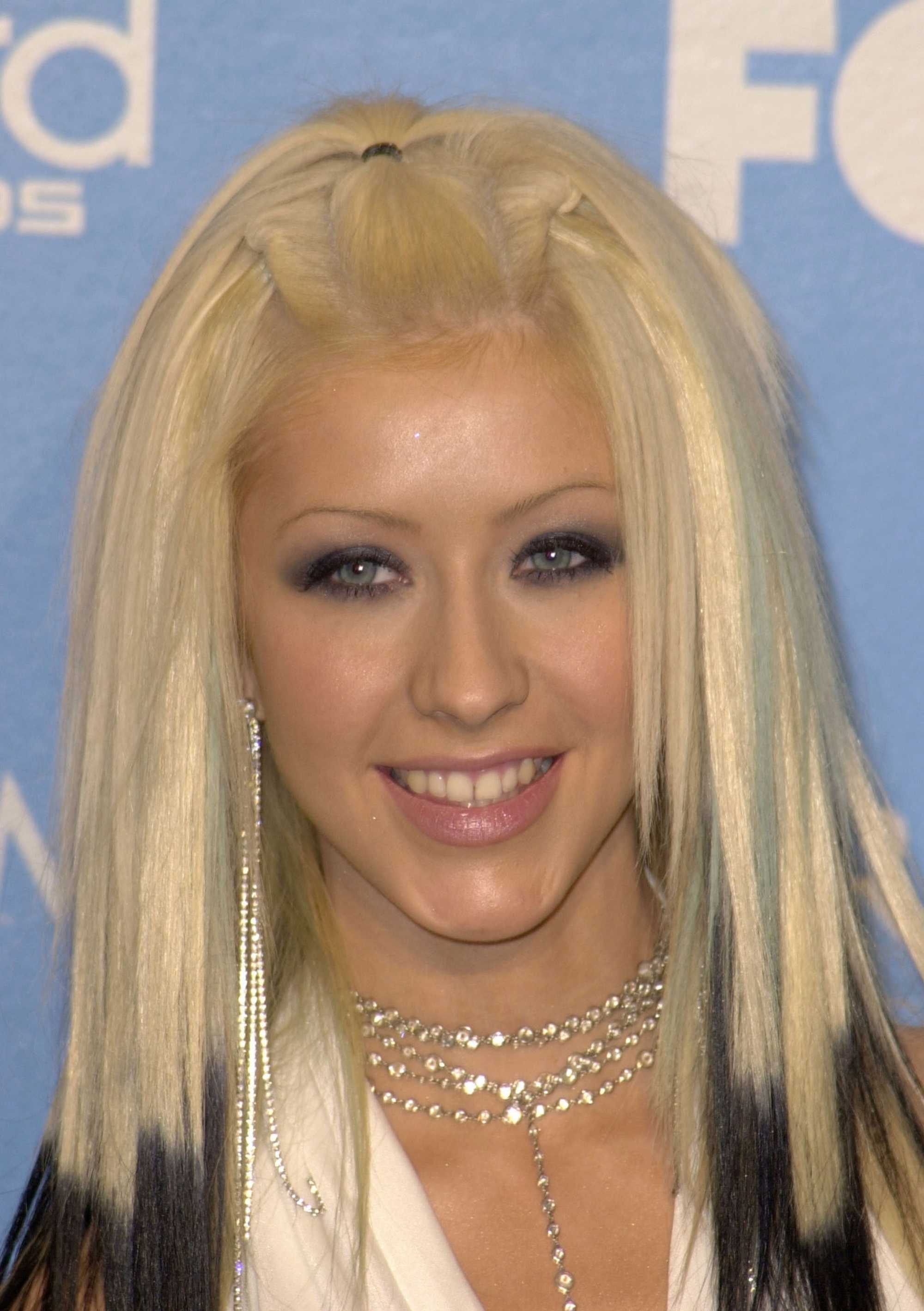 2000_Billboard_Music_Awards_Press_Room_281029.jpg