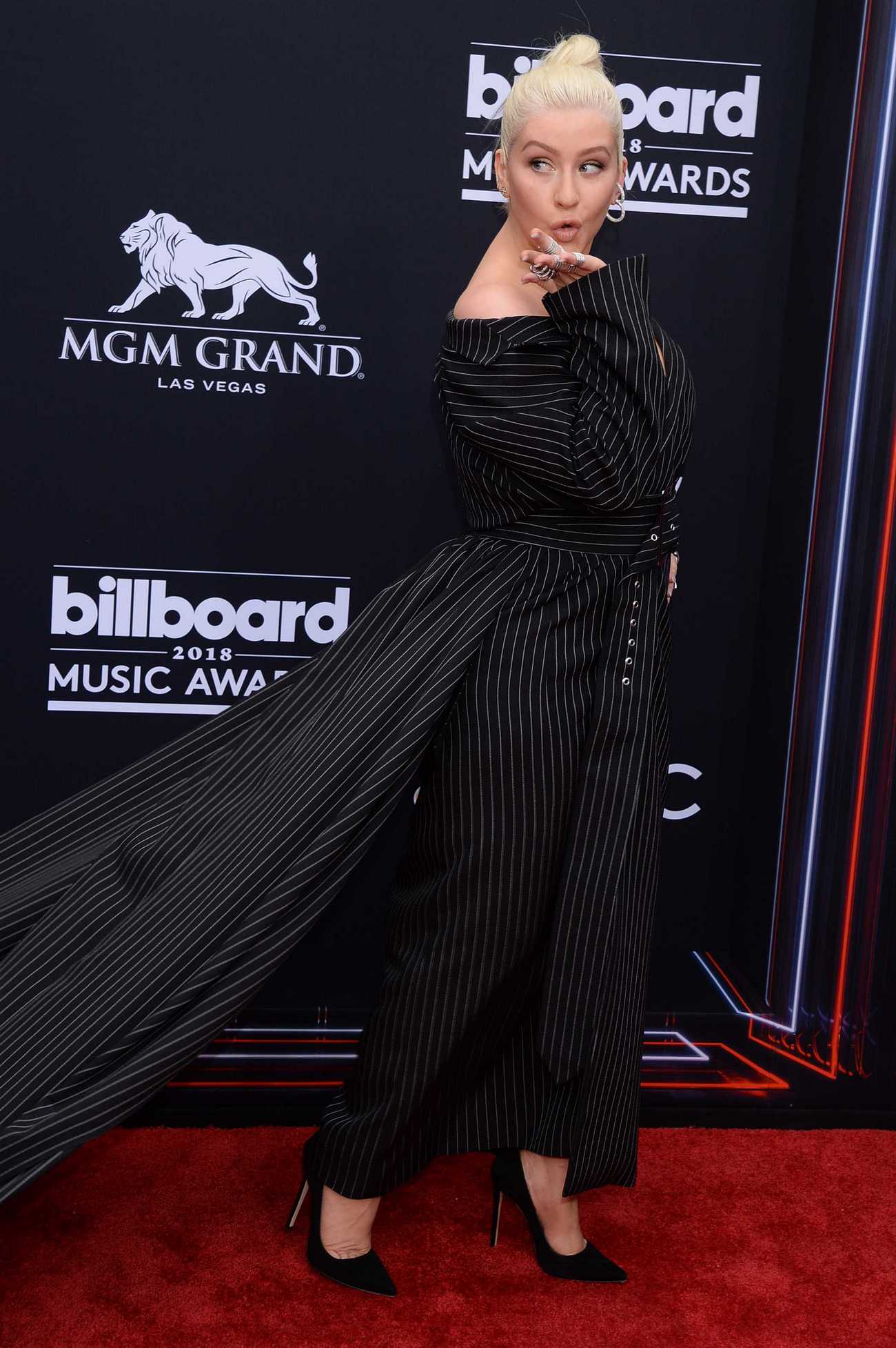 2018_Billboard_Music_Awards_-_May_20-18.jpg
