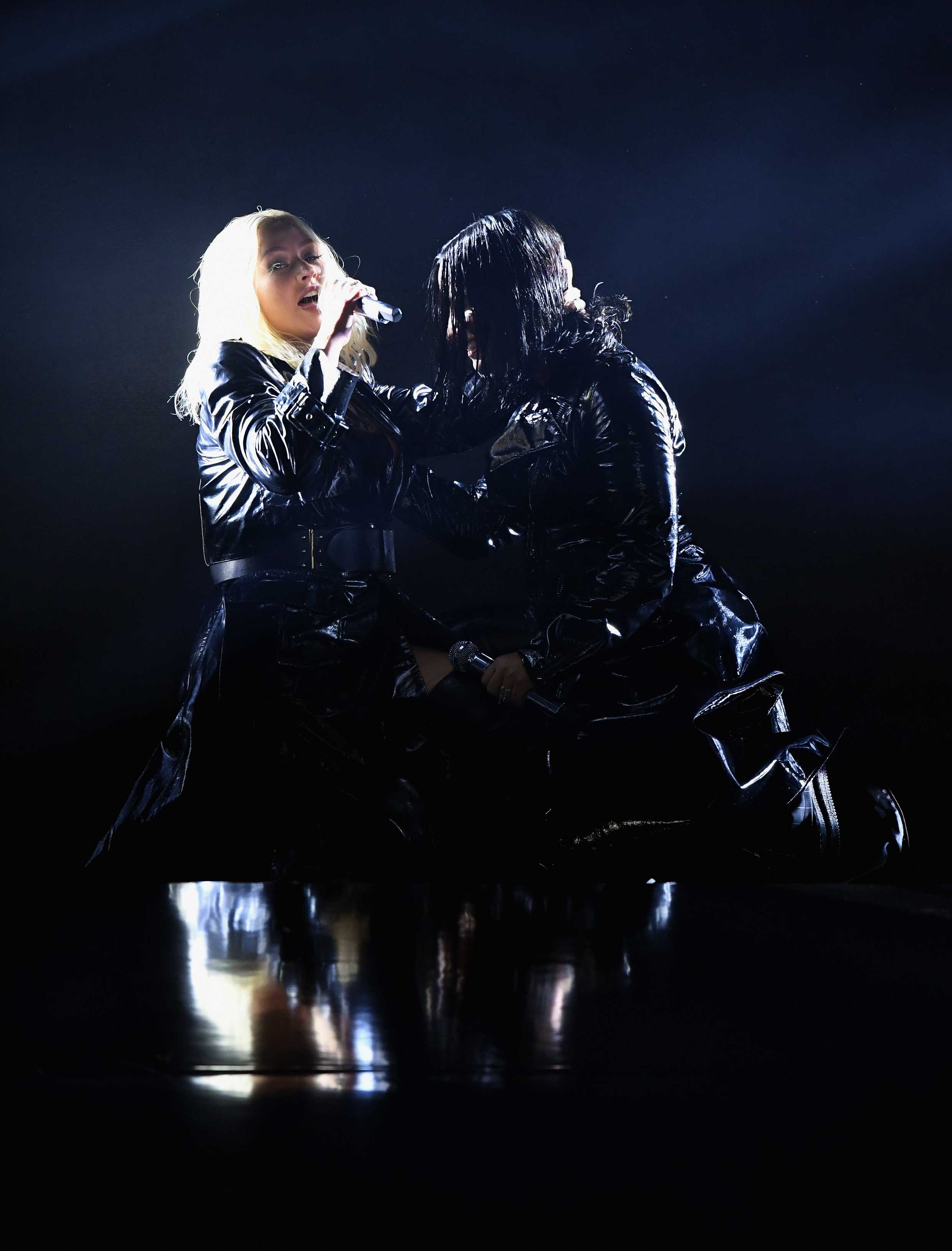 2018_Billboard_Music_Awards_Performing_-_May_20-32.jpg