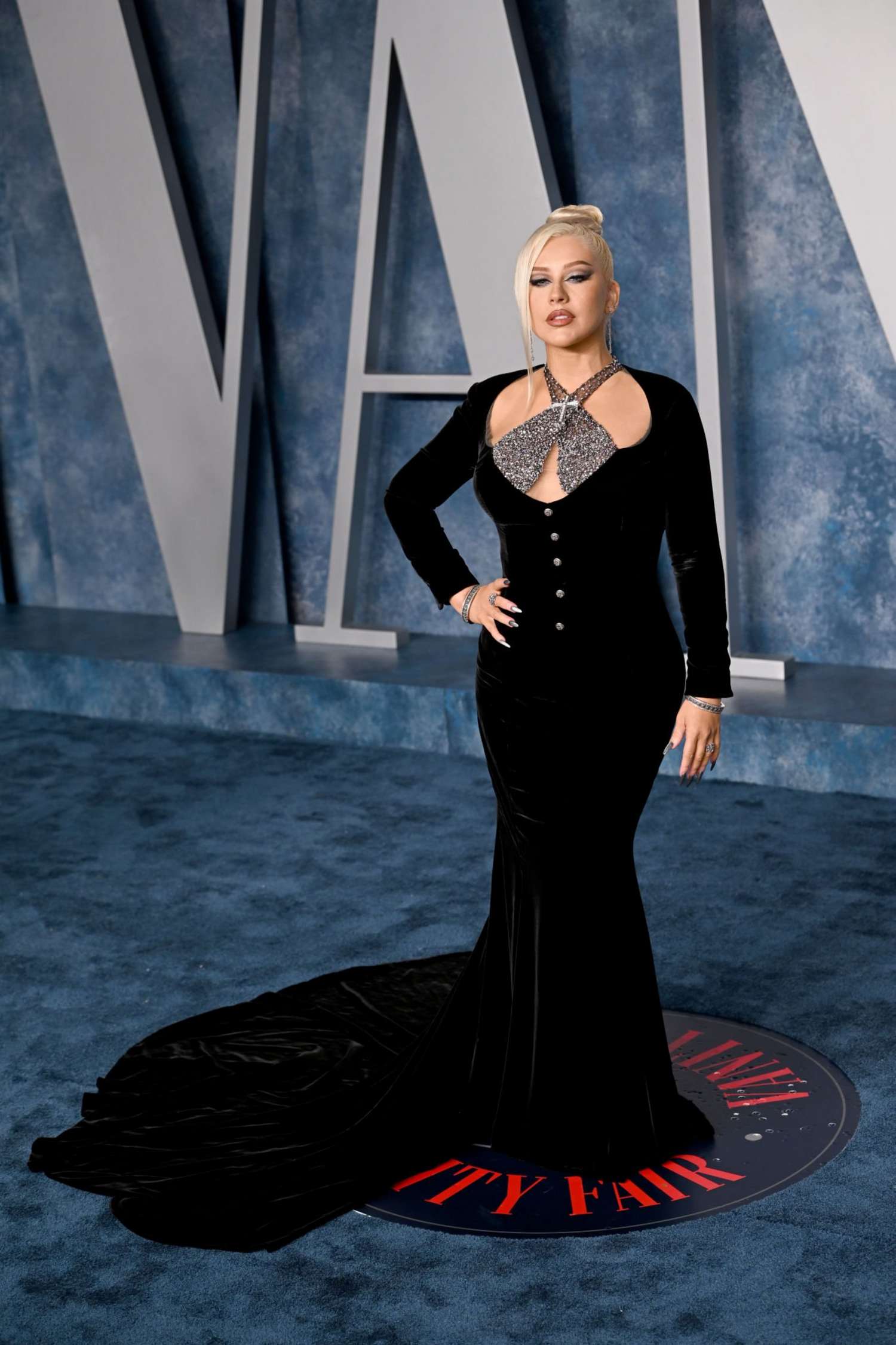 2023_Vanity_Fair_Oscar_Party_Hosted_By_Radhika_Jones_-_Arrivals02.jpg