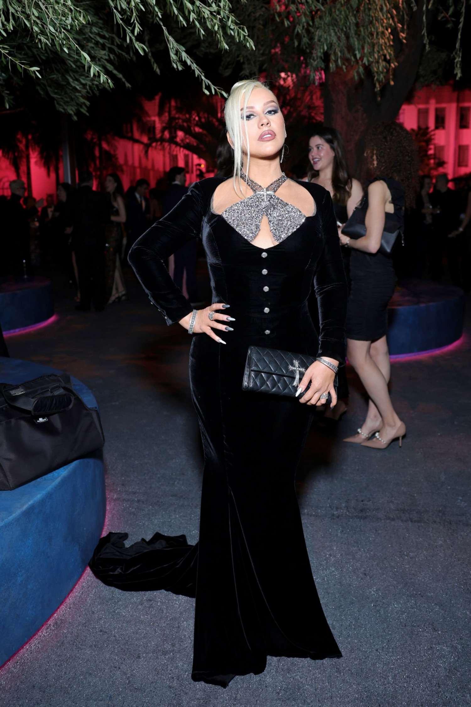 2023_Vanity_Fair_Oscar_Party_Hosted_By_Radhika_Jones_-_Inside08.jpg