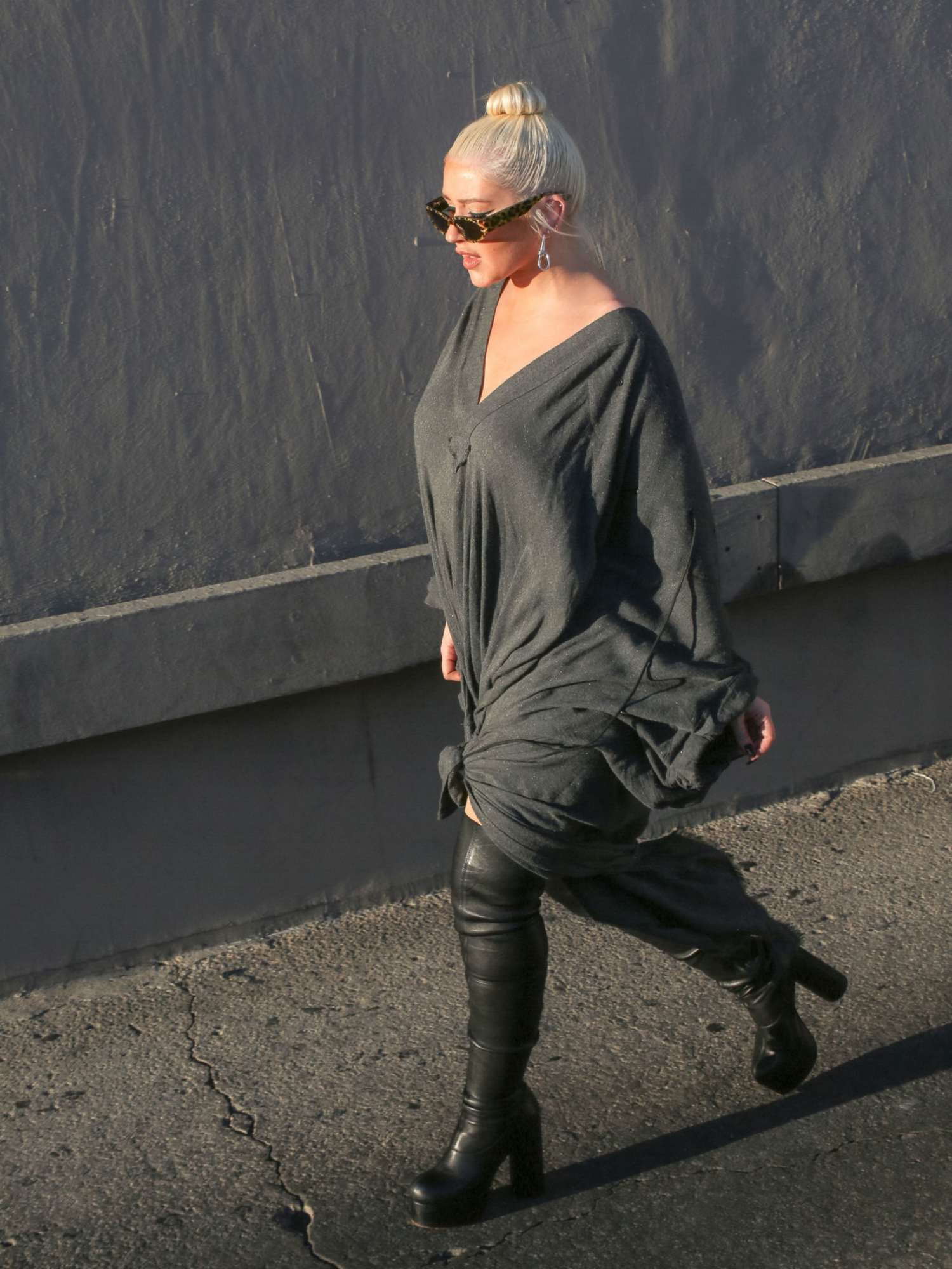 5B10326893625D_Celebrity_Sightings_In_Los_Angeles_-_September_122C_2018.jpg