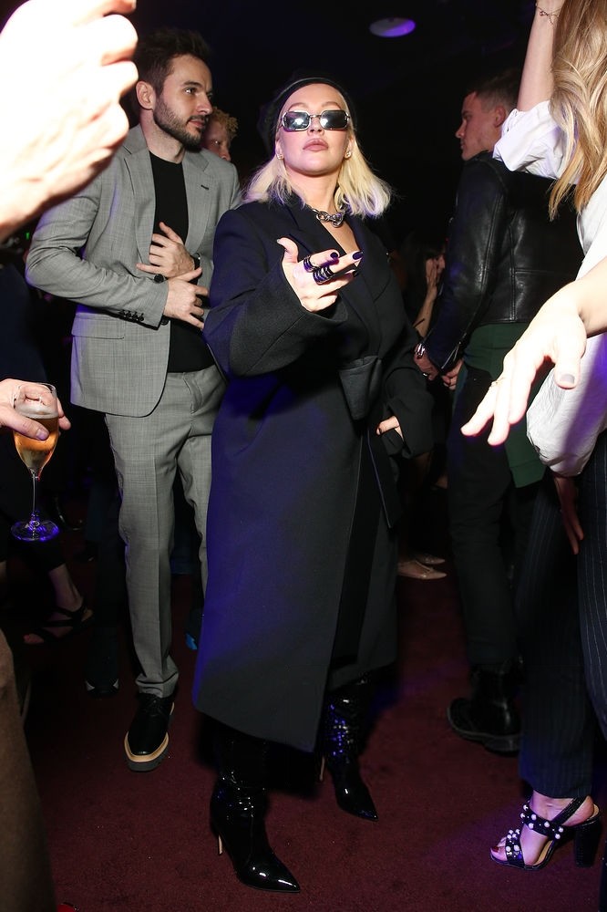 5B27678805D_Stella_McCartney_-_Autumn_2018_Presentation.jpg