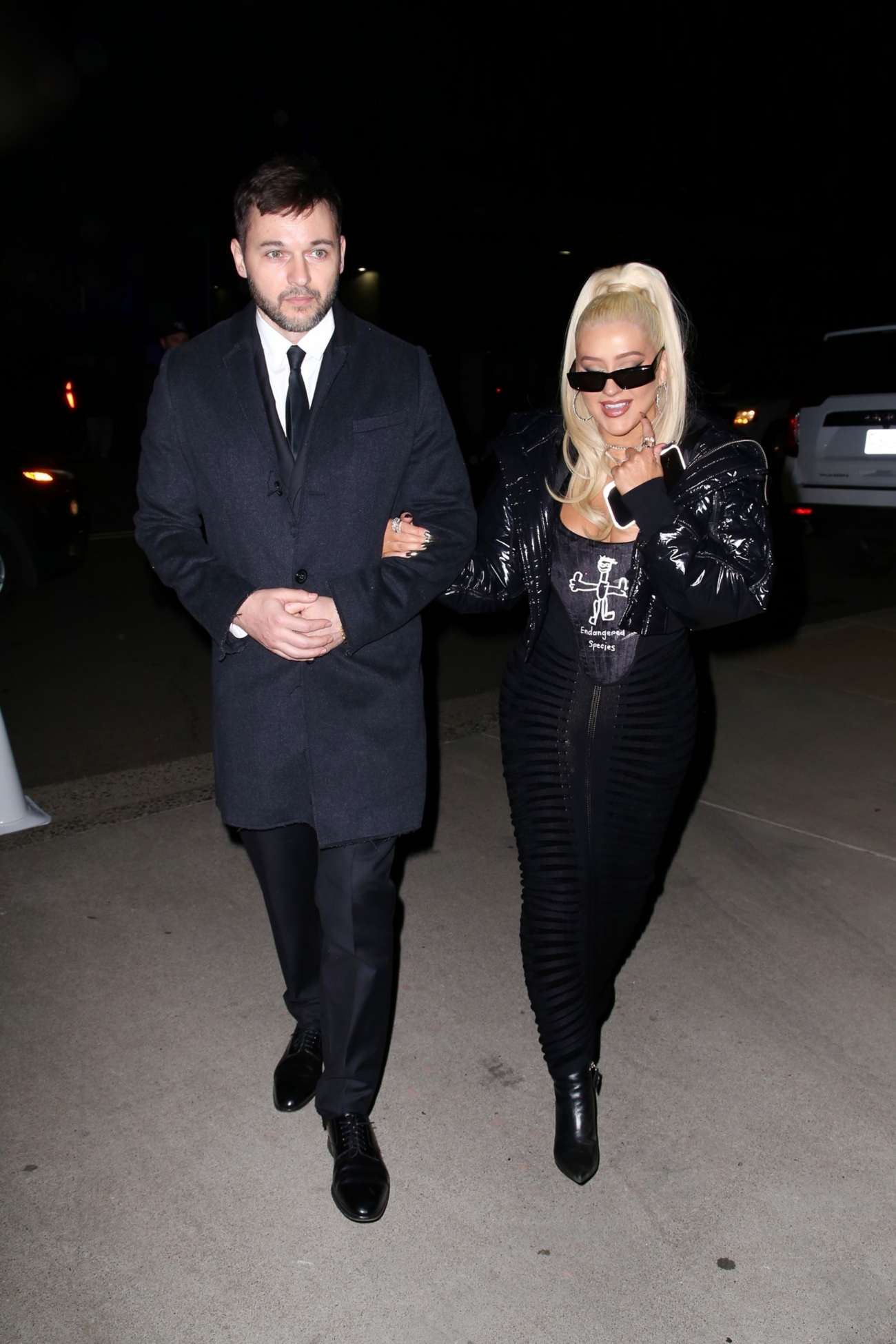 At_Drake_s_Super_Bowl_party_at_Hanger_1_in_Scottsdale_-_February_112C_202301.jpg