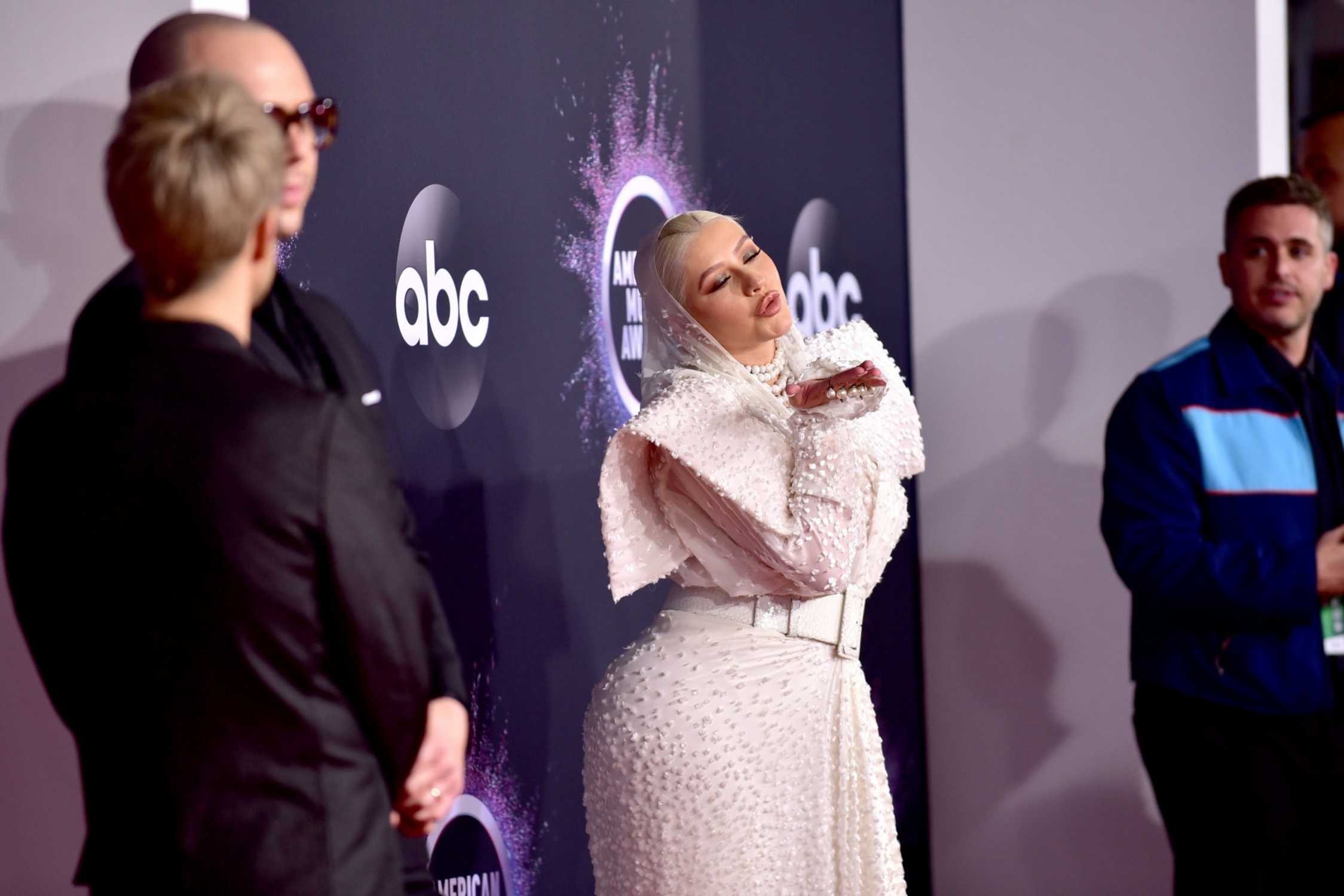 Christina_Aguilera_-_2019_American_Music_Awards_at_Microsoft_Theater_on_November_242C_2019-52.jpg