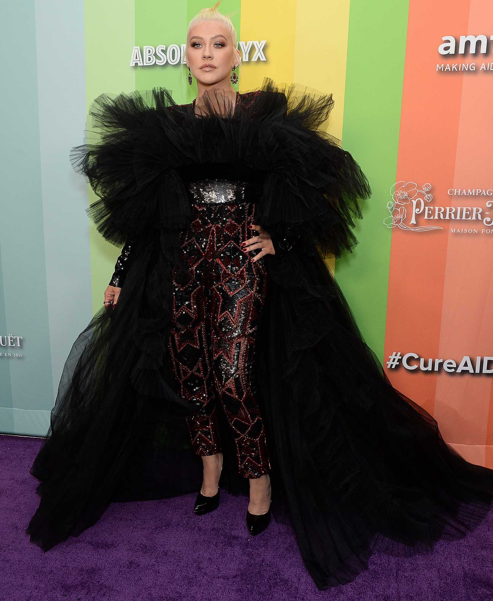 Christina_Aguilera_-_2019_amfAR_Gala_Los_Angeles_at_Milk_Studios_in_Los_Angeles2C_California_-_October_102C_2019-05.jpg