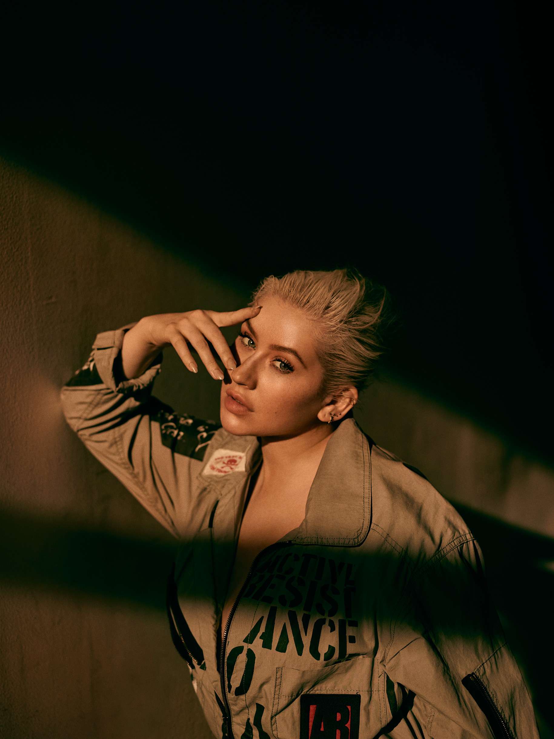 Christina_Aguilera_-_Billboard_May_2018-09.jpg