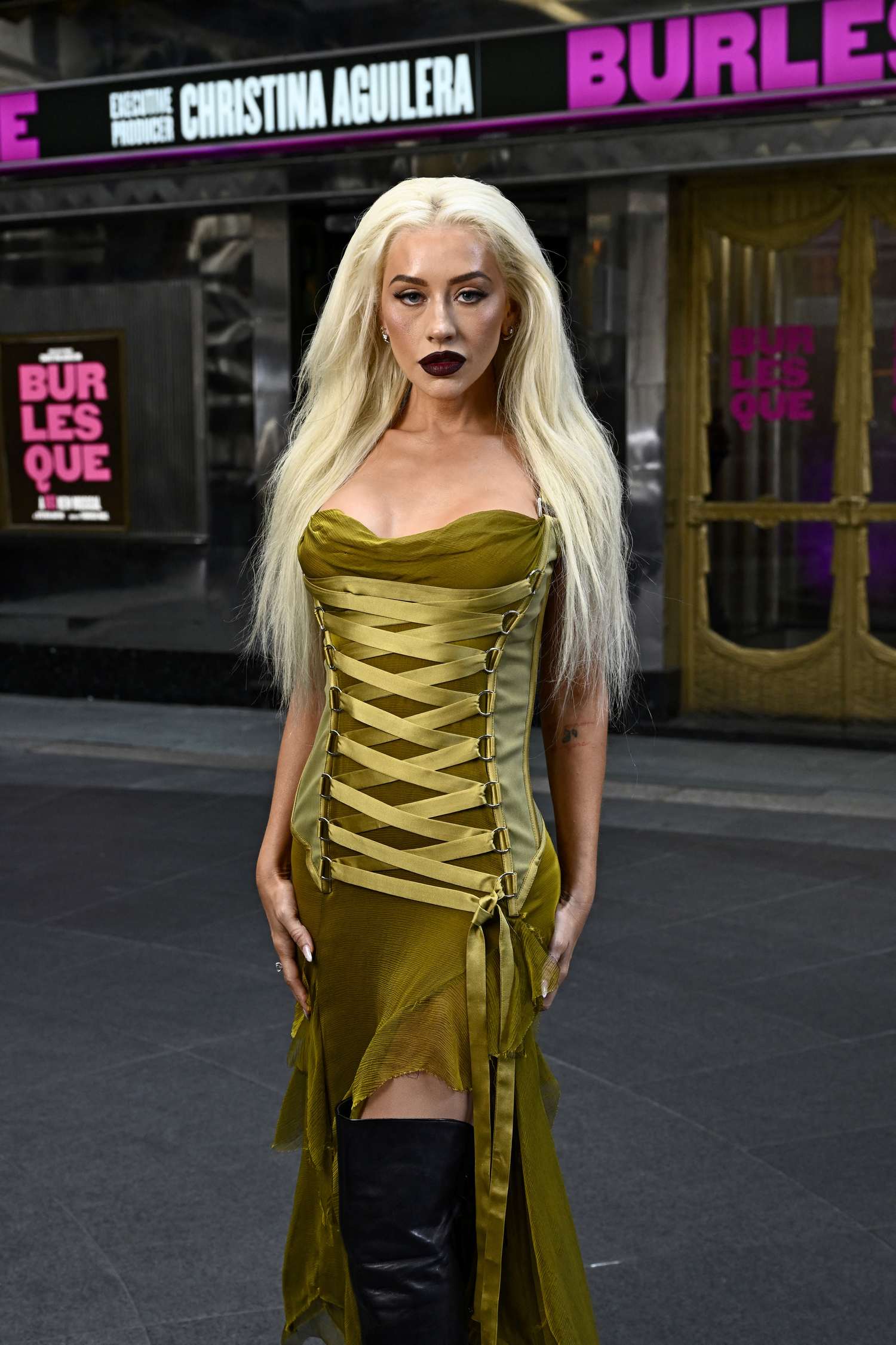 Xtina Unleashed: New Photocall Shots Just Dropped Xtina Unleashed: New Photocall Shots Just Dropped