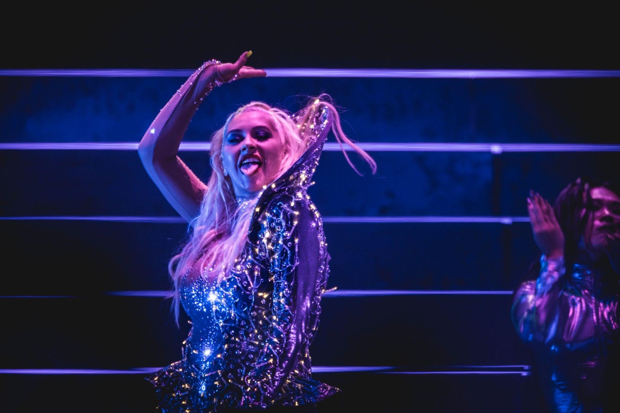 Christina_Aguilera_-_Performs_at_Mercedes-Benz_Arena_on_July_112C_2019_in_Berlin2C_Germany-05.jpg
