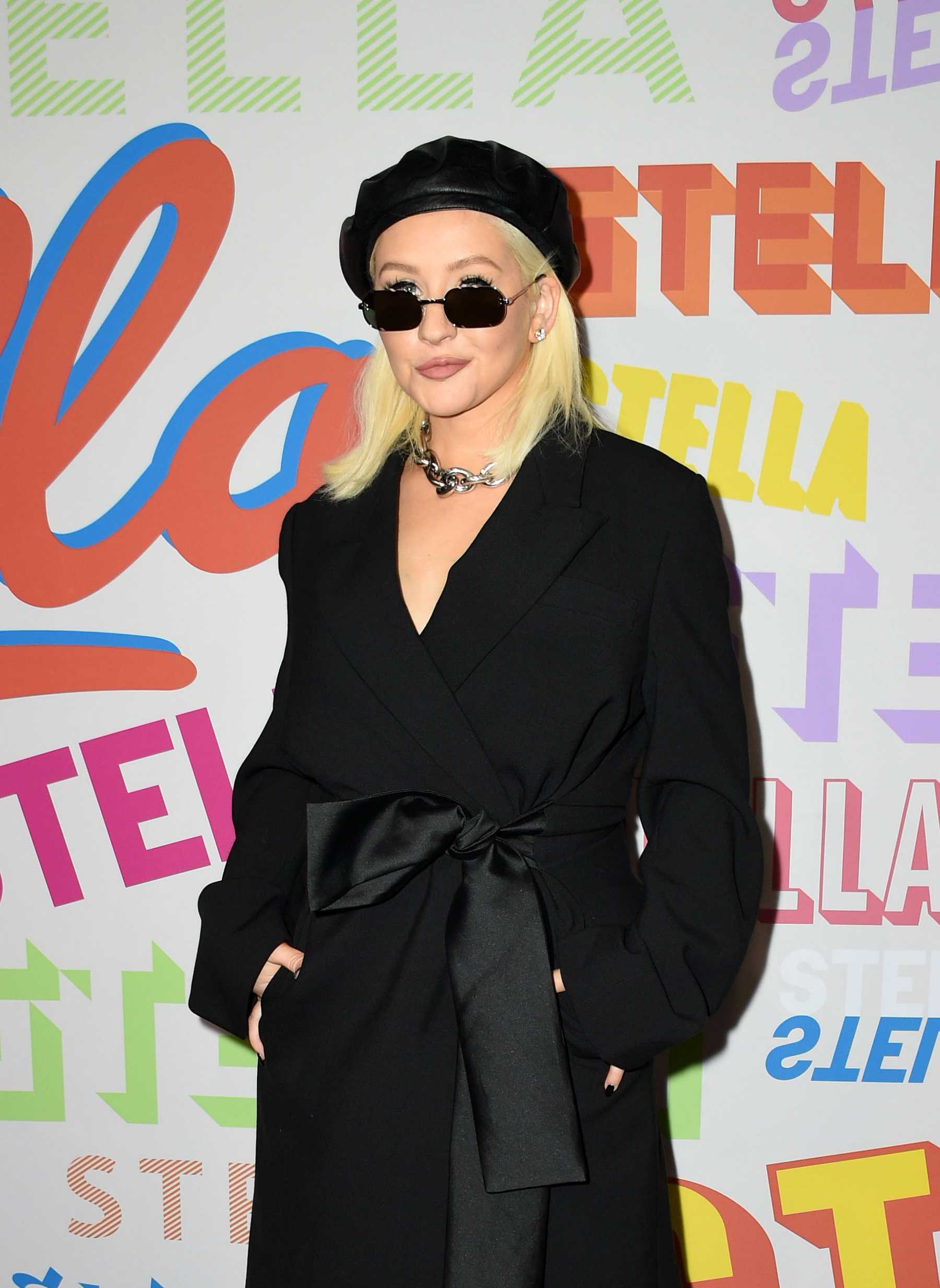 Christina_Aguilera_-_Stella_McCartney_Show_in_Hollywood2C_CA_on_January_16-02.jpg