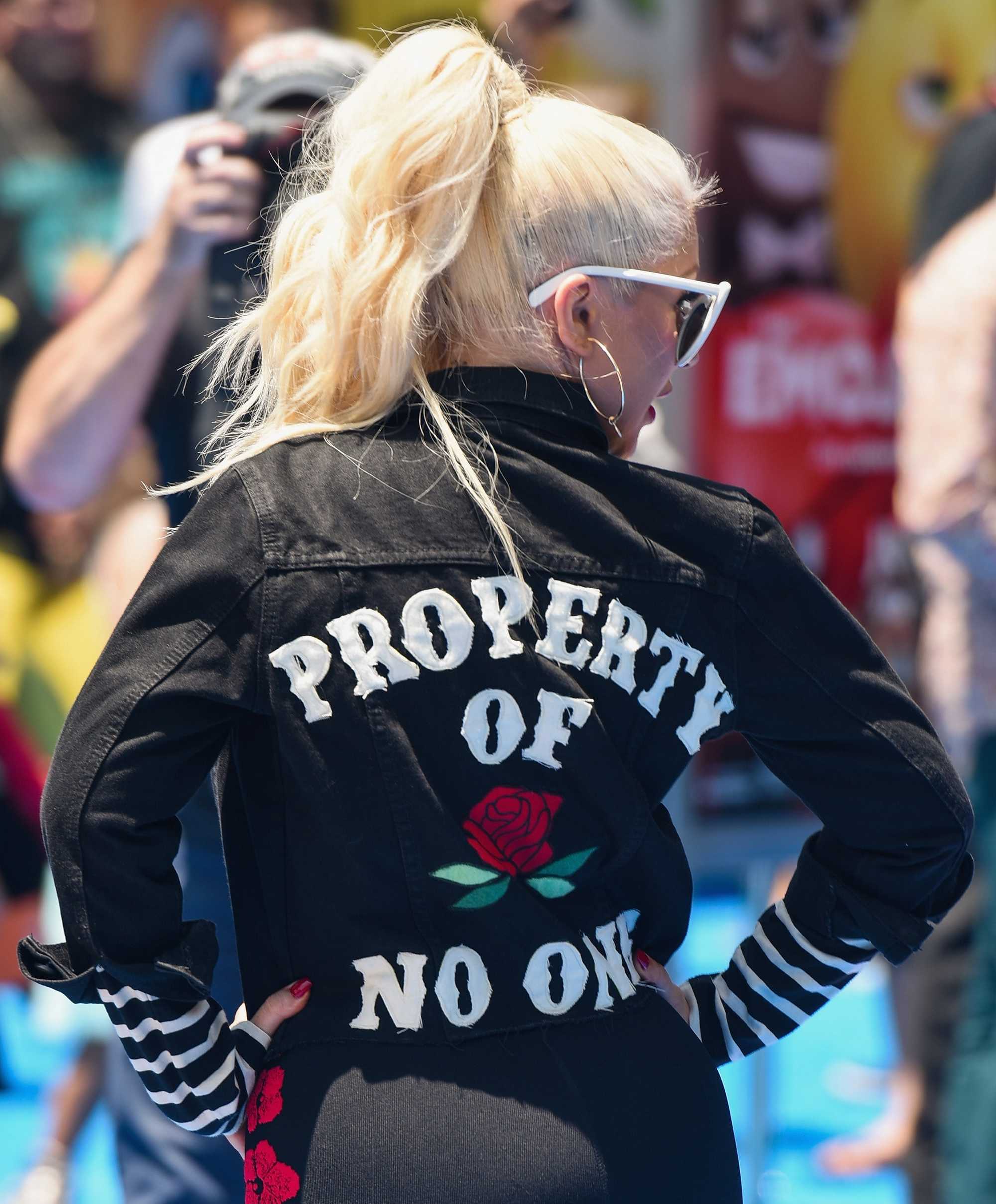 Christina_Aguilera_-__Emoji__Premiere_in_Los_Angeles_on_July_23-126.jpg