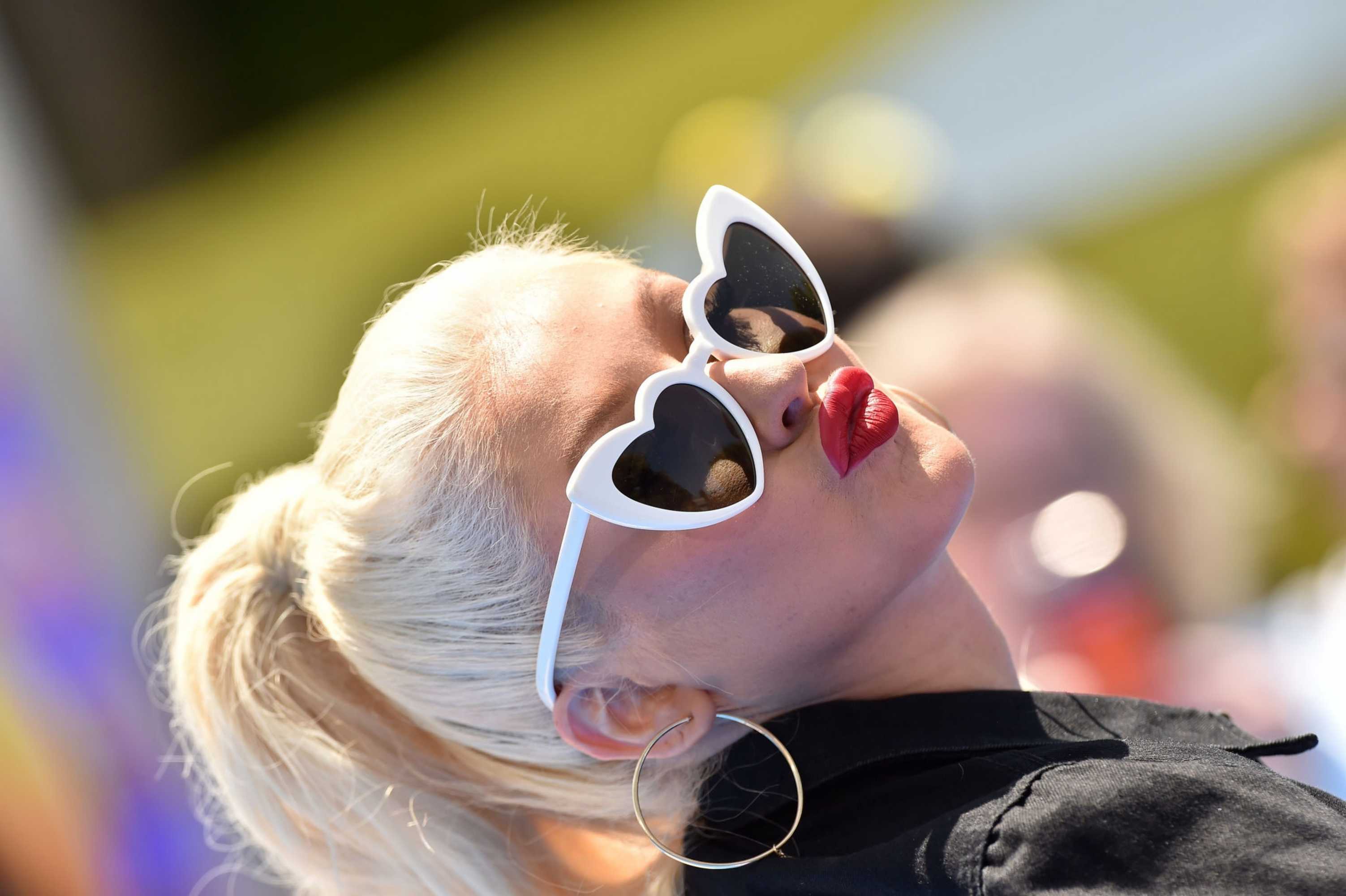Christina_Aguilera_-__Emoji__Premiere_in_Los_Angeles_on_July_23-145.jpg