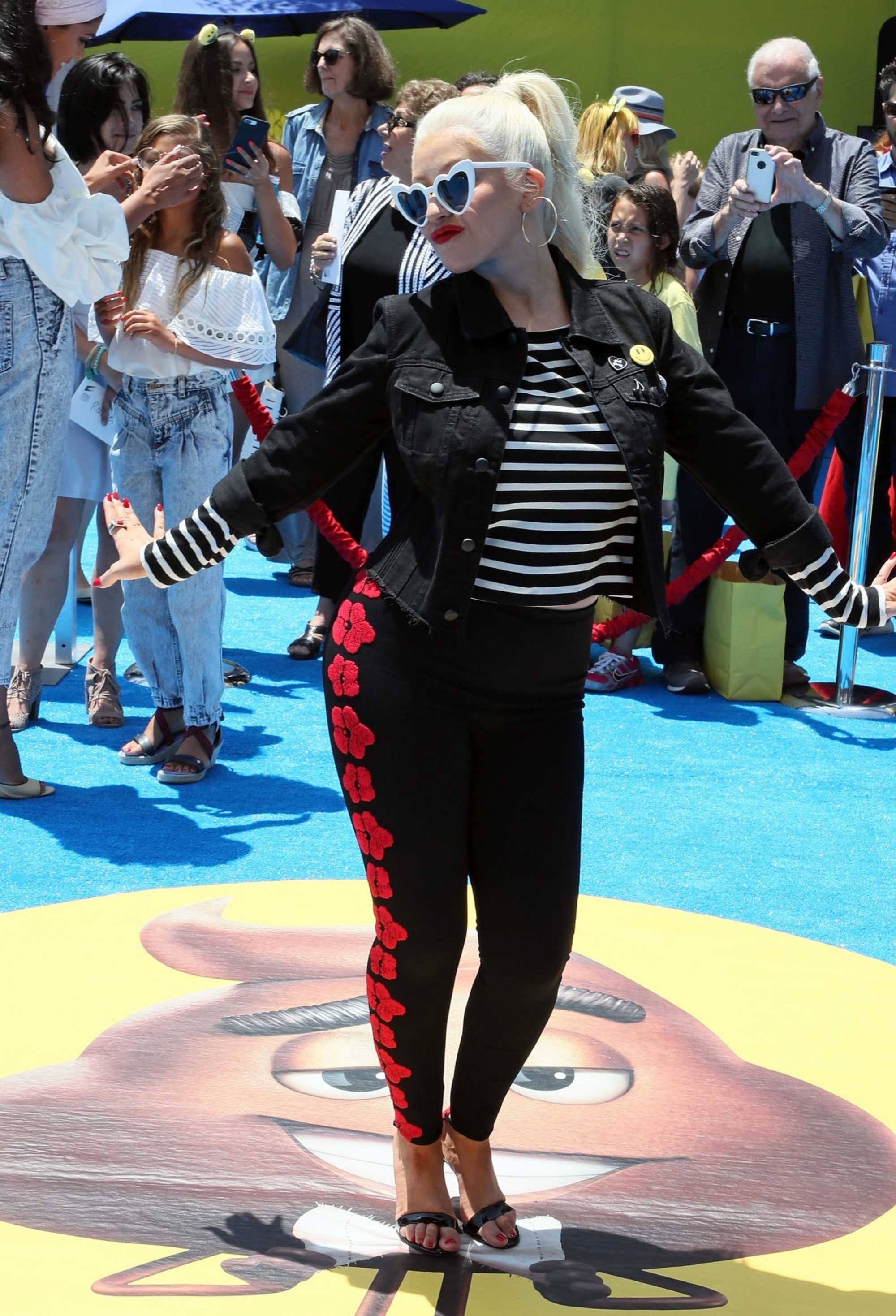 Christina_Aguilera_-__Emoji__Premiere_in_Los_Angeles_on_July_23-24.jpg