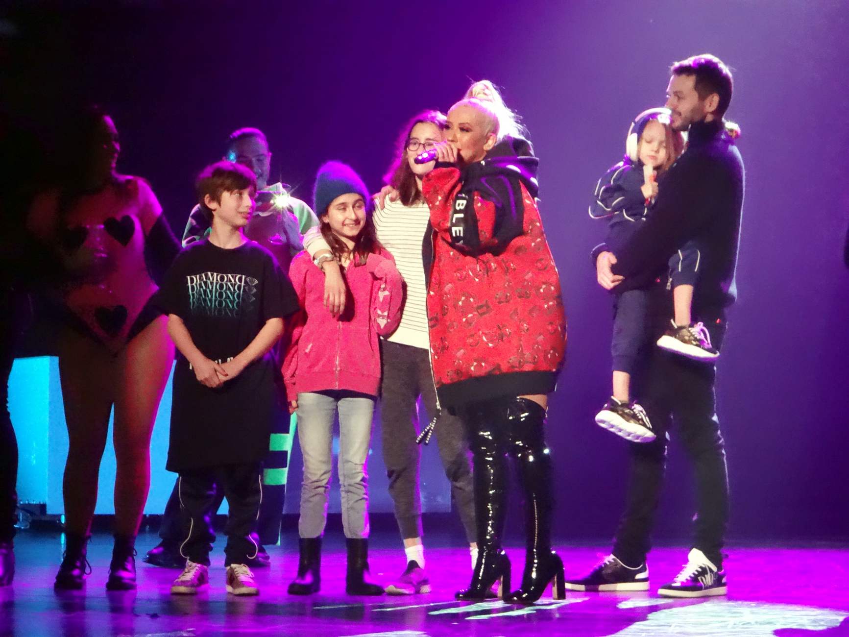 Christina_Aguilera_-_performing_for_a_New_Year_s_Eve_Performance_at_Zappos_Theatre_in_Las_Vegas2C_NV__12312019-15.jpg