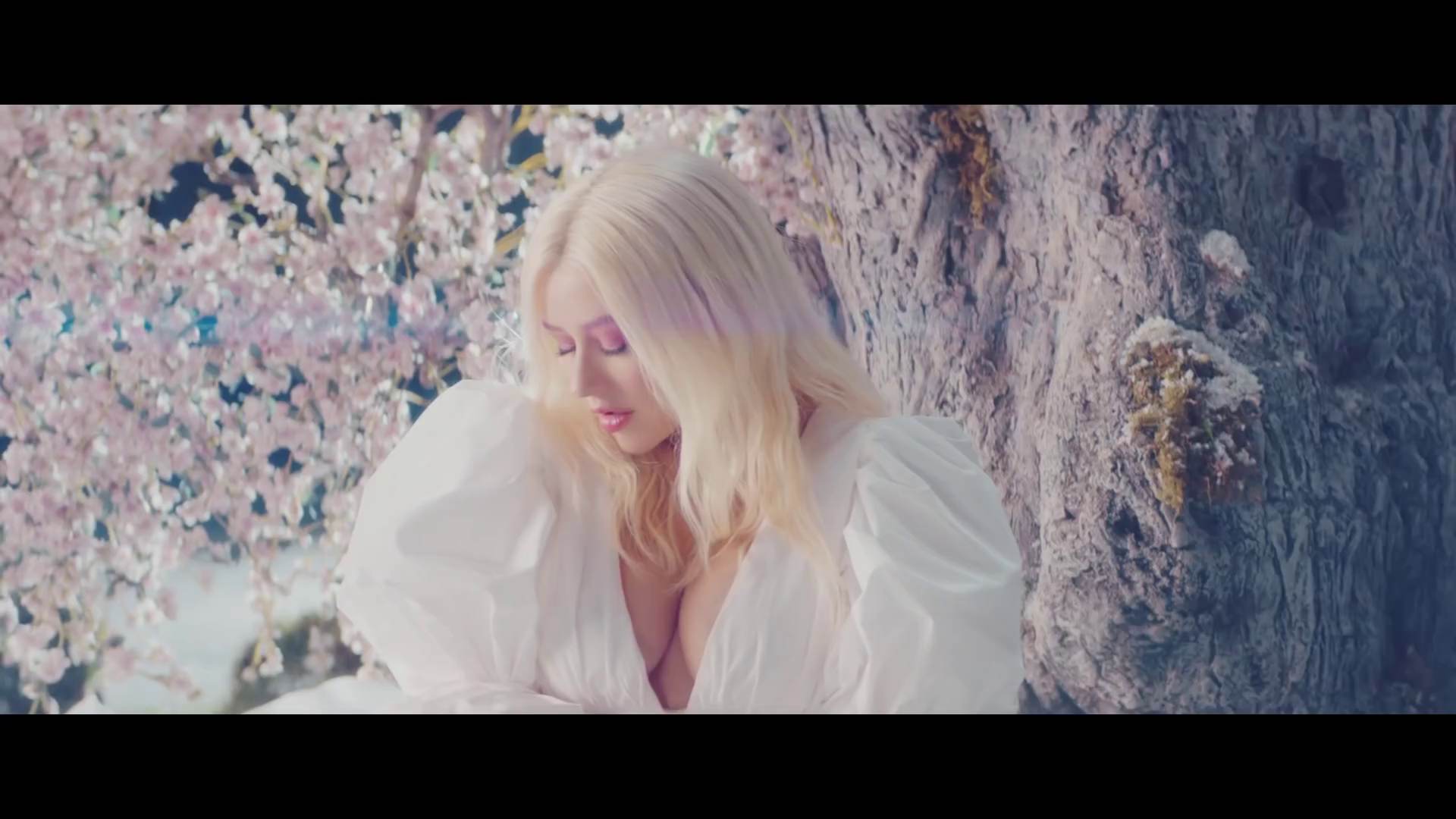 Fall_On_Me_MV-06.jpg