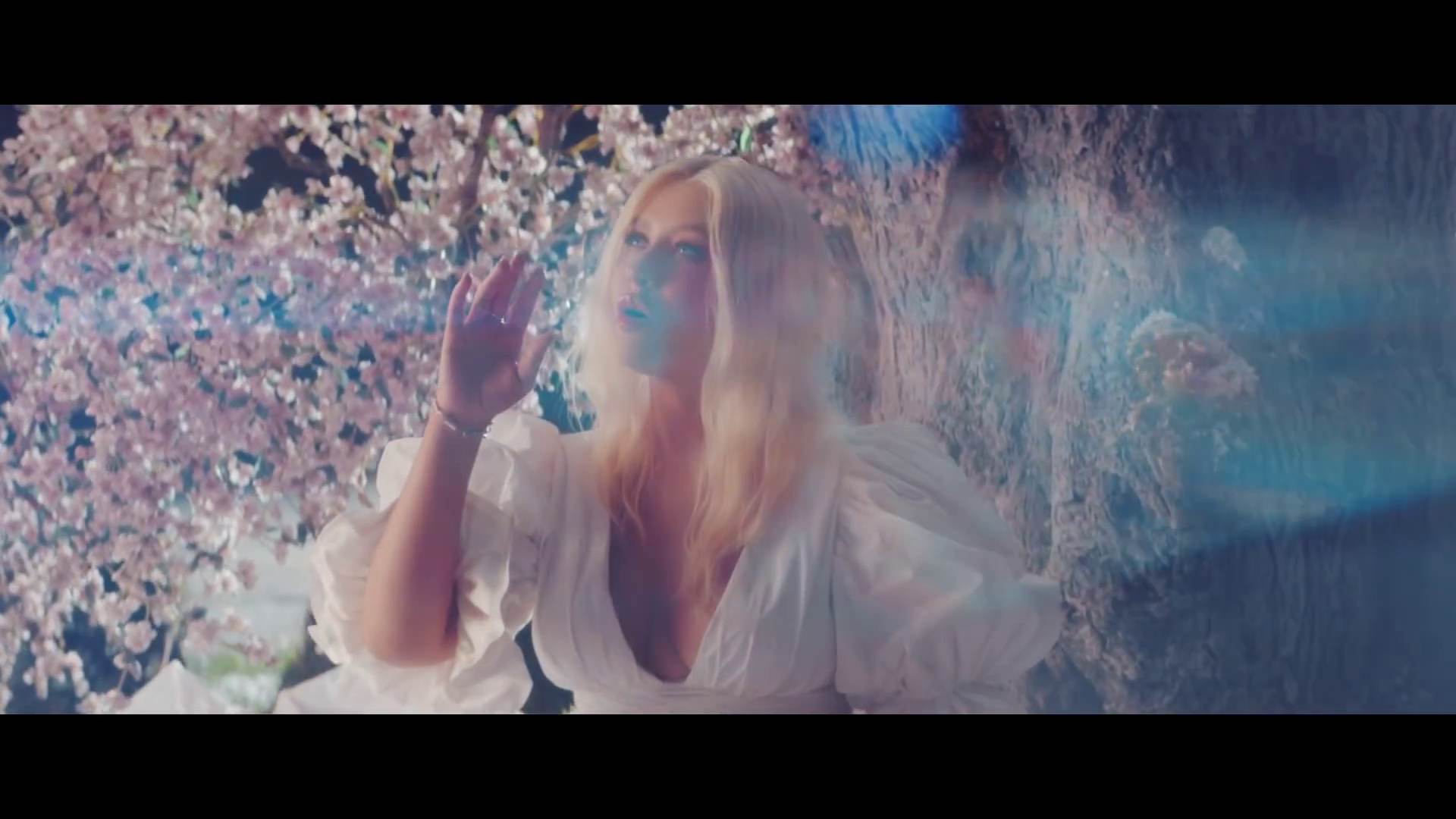 Fall_On_Me_MV-37.jpg