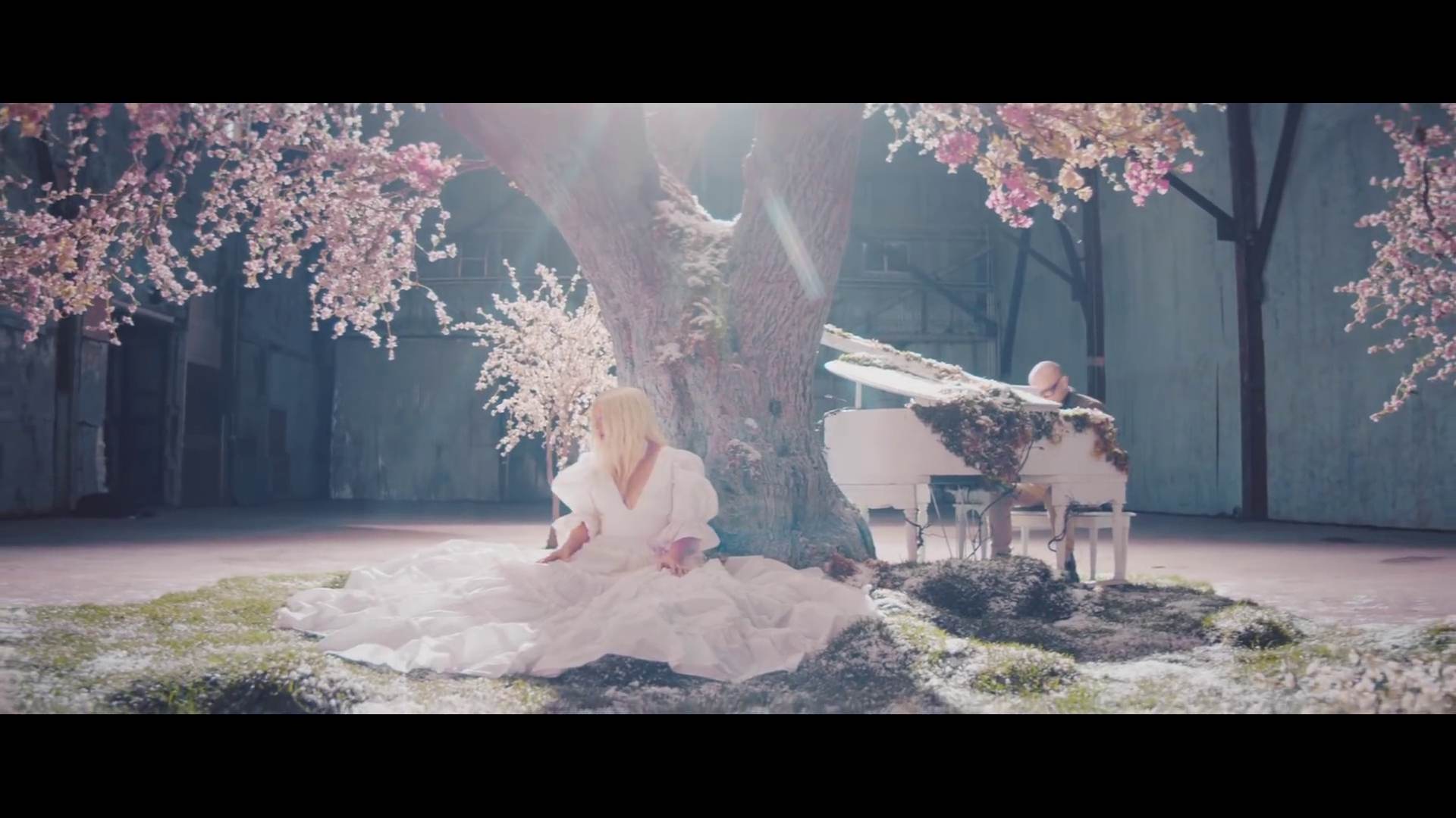 Fall_On_Me_MV-61.jpg