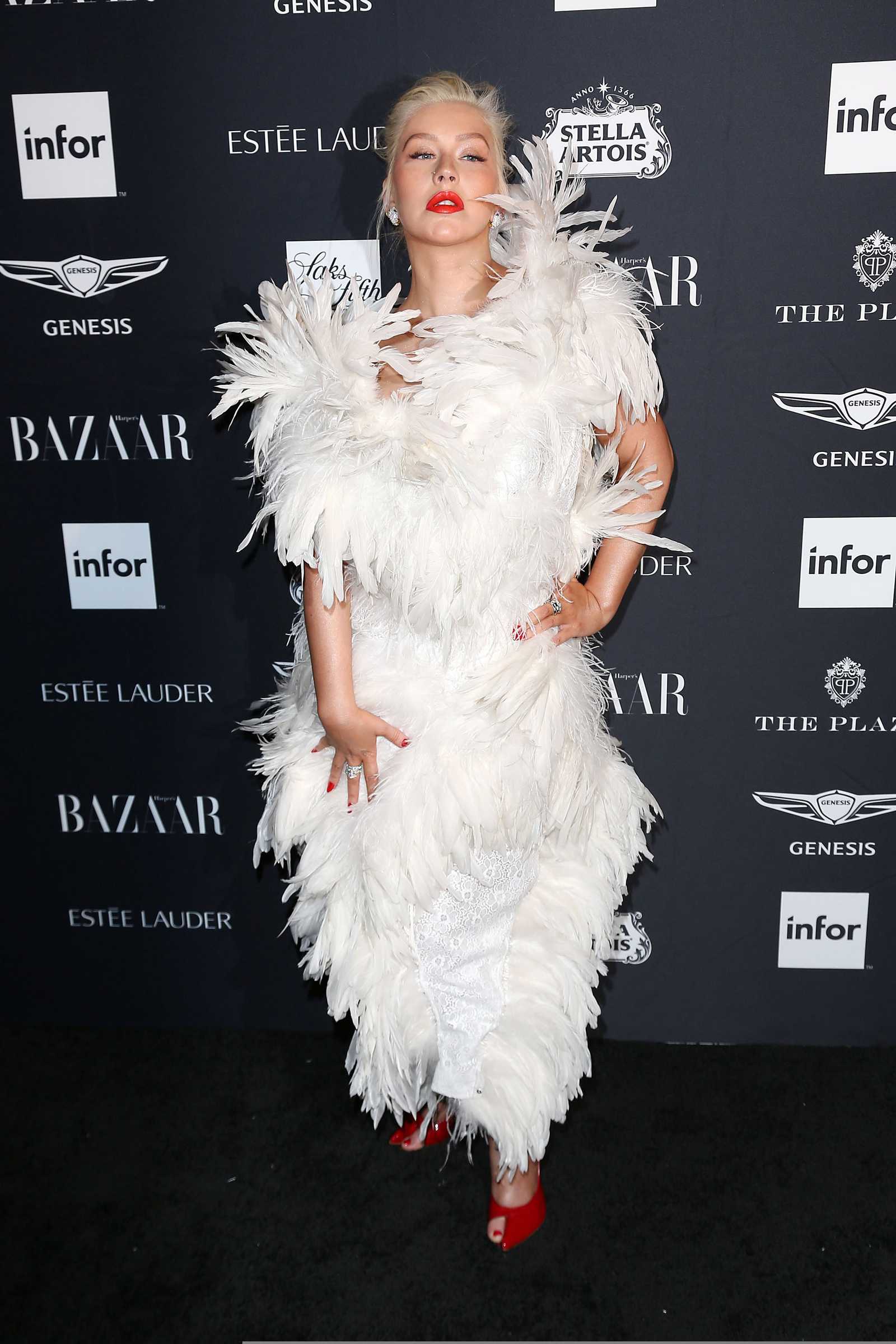 Harper_s_BAZAAR_Celebrates__ICONS_By_Carine_Roitfeld__-_September_7-17.jpg