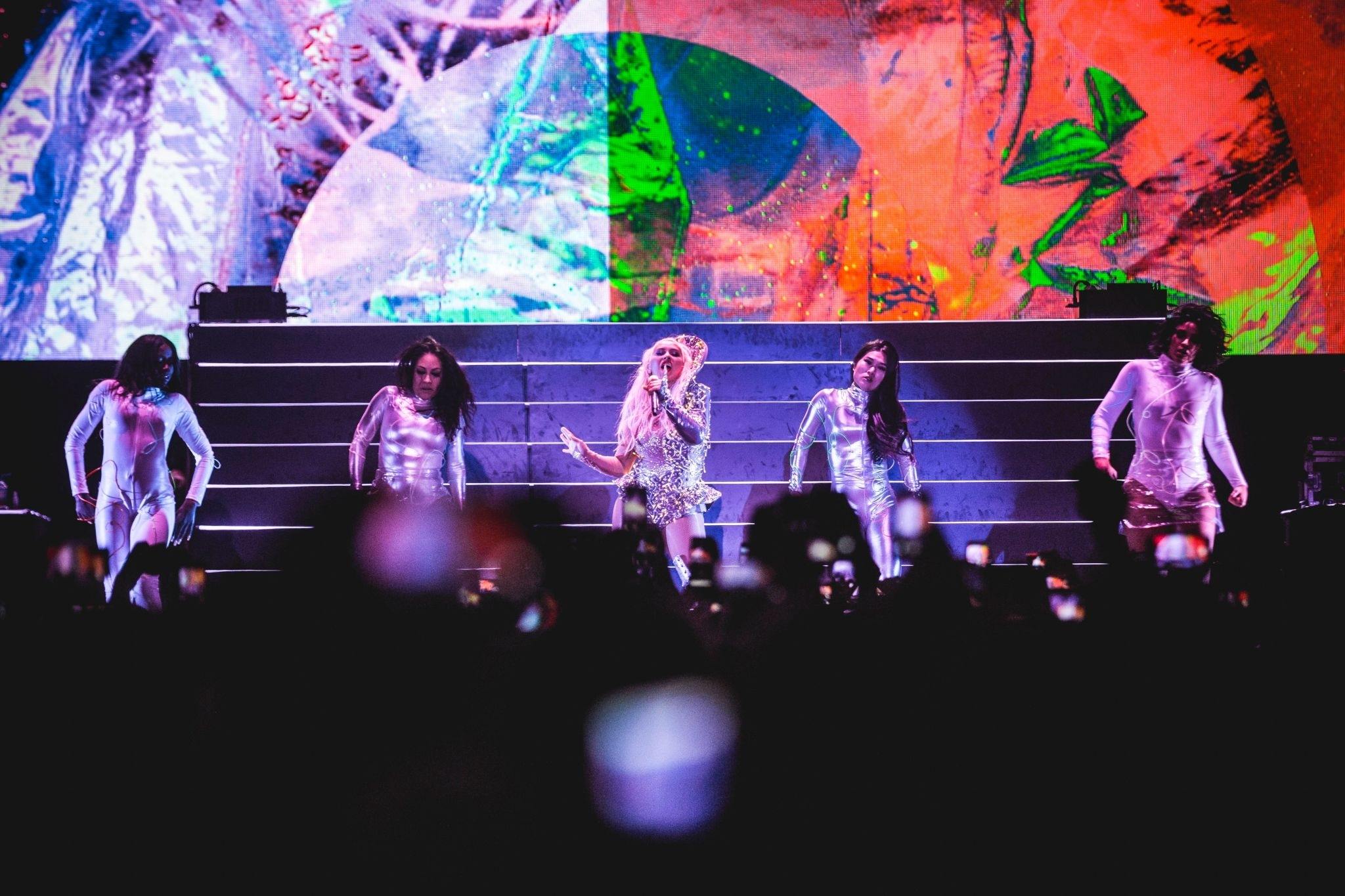 July_112C_2019_-_Performing_in_Mercedes-Benz_Arena_in_Berlin2C_Germany-04.jpg