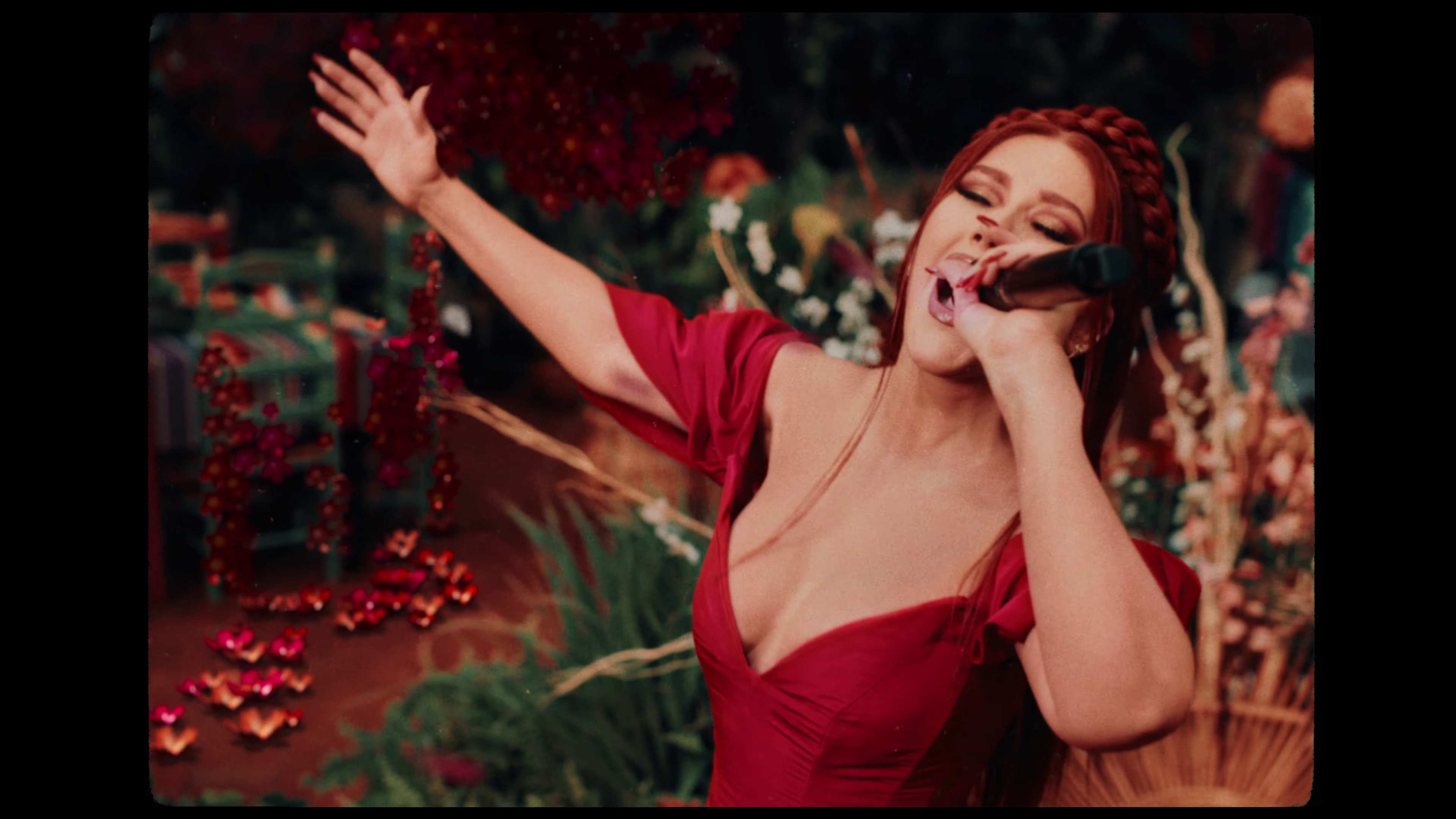 La_Reina_screen_captures_282329.jpg