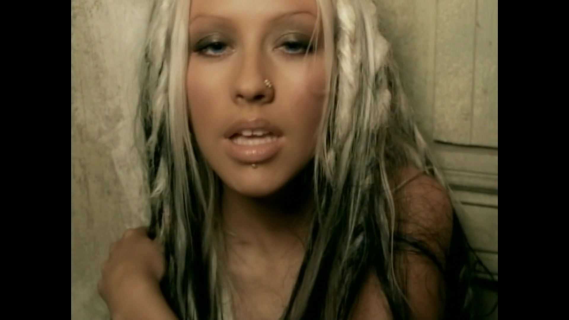 Music_Video_-_Beautiful-06.jpg