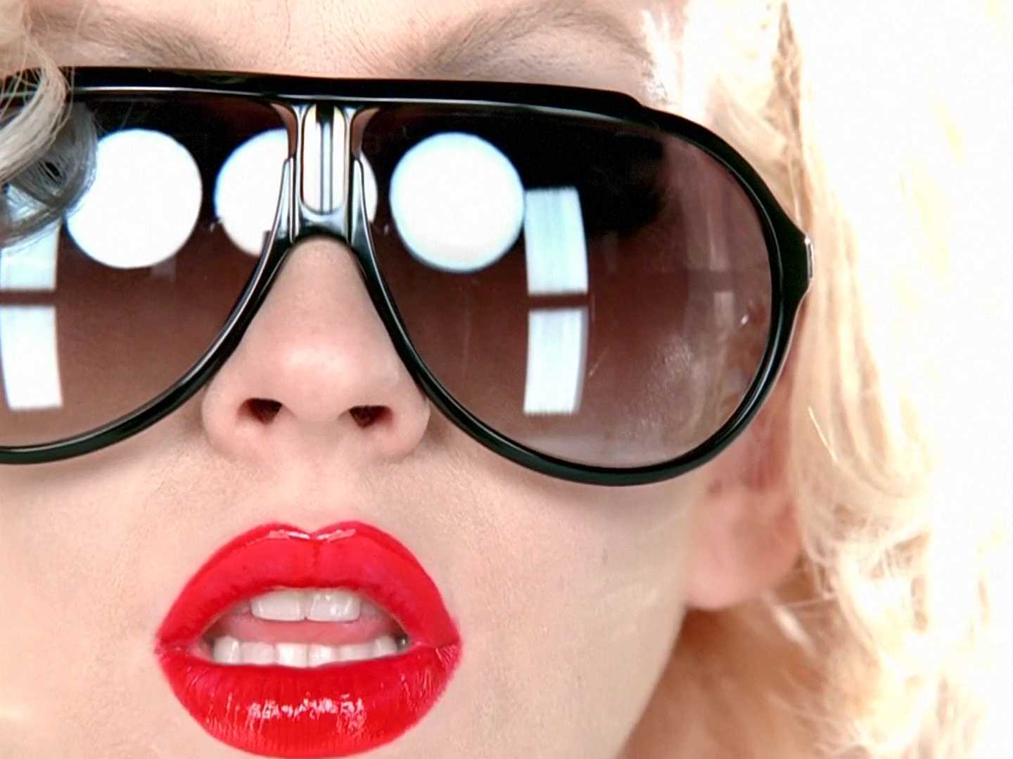 Music_Video_-_Not_myself_tonight-20.jpg