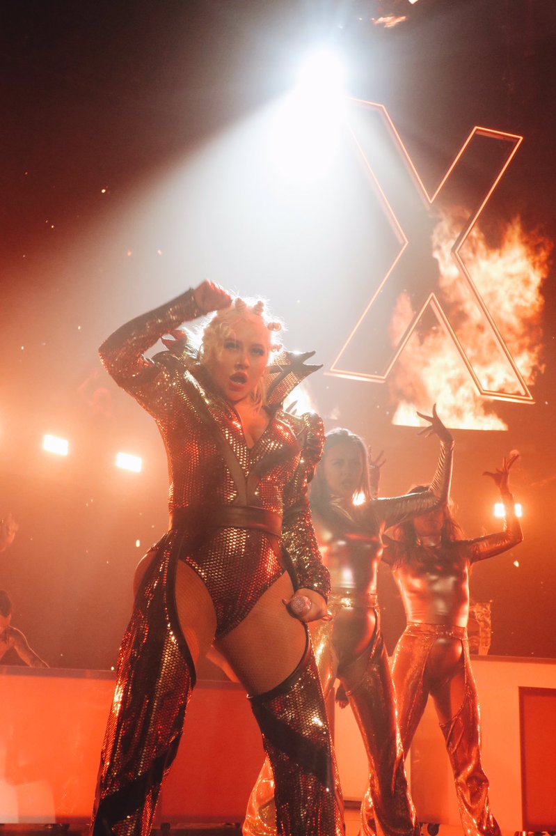 Performance_-_June_12C_2019-02.jpg