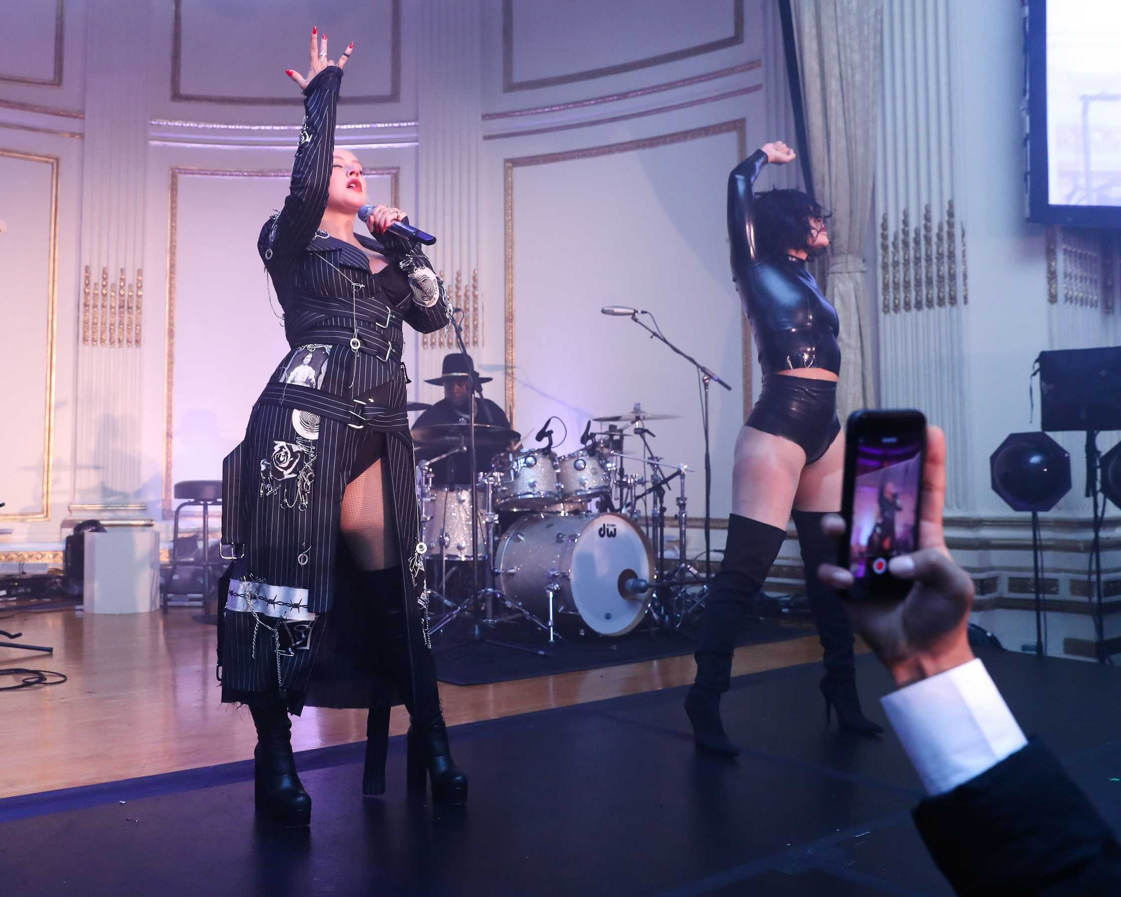 Performing_Harper_s_BAZAAR_Celebrates__ICONS_By_Carine_Roitfeld__-_September_7-34.jpg