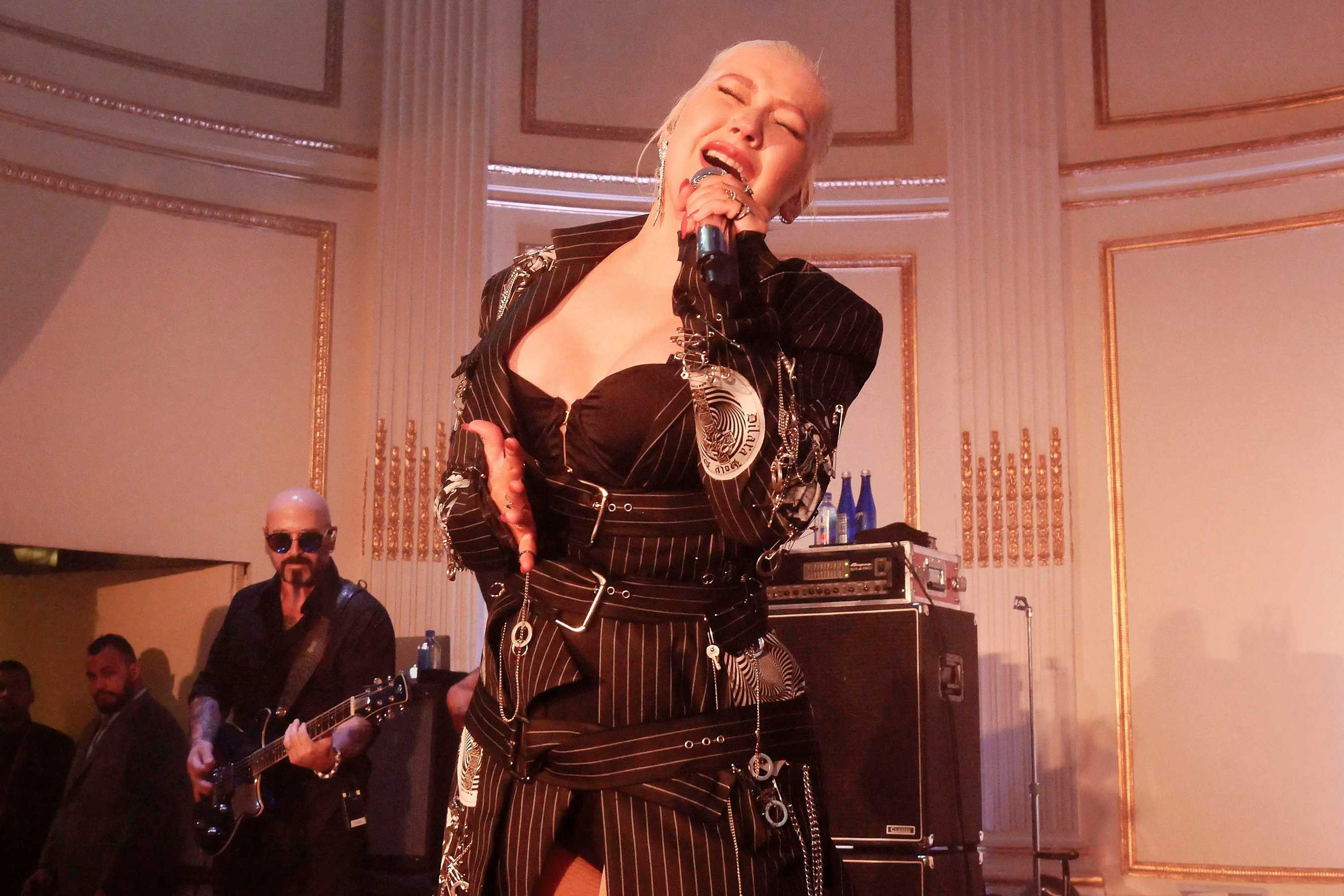 Performing_Harper_s_BAZAAR_Celebrates__ICONS_By_Carine_Roitfeld__-_September_7-40.jpg