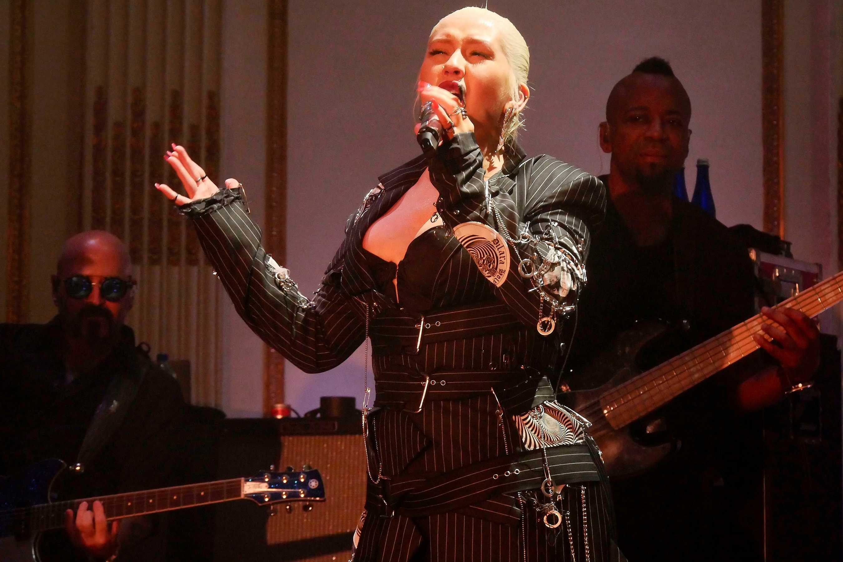 Performing_Harper_s_BAZAAR_Celebrates__ICONS_By_Carine_Roitfeld__-_September_7-42.jpg