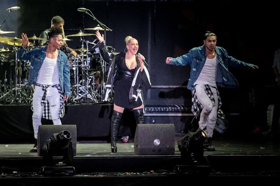 Performing_at_Curacao_North_Sea_Jazz_Festival_-_September_2-03.jpg