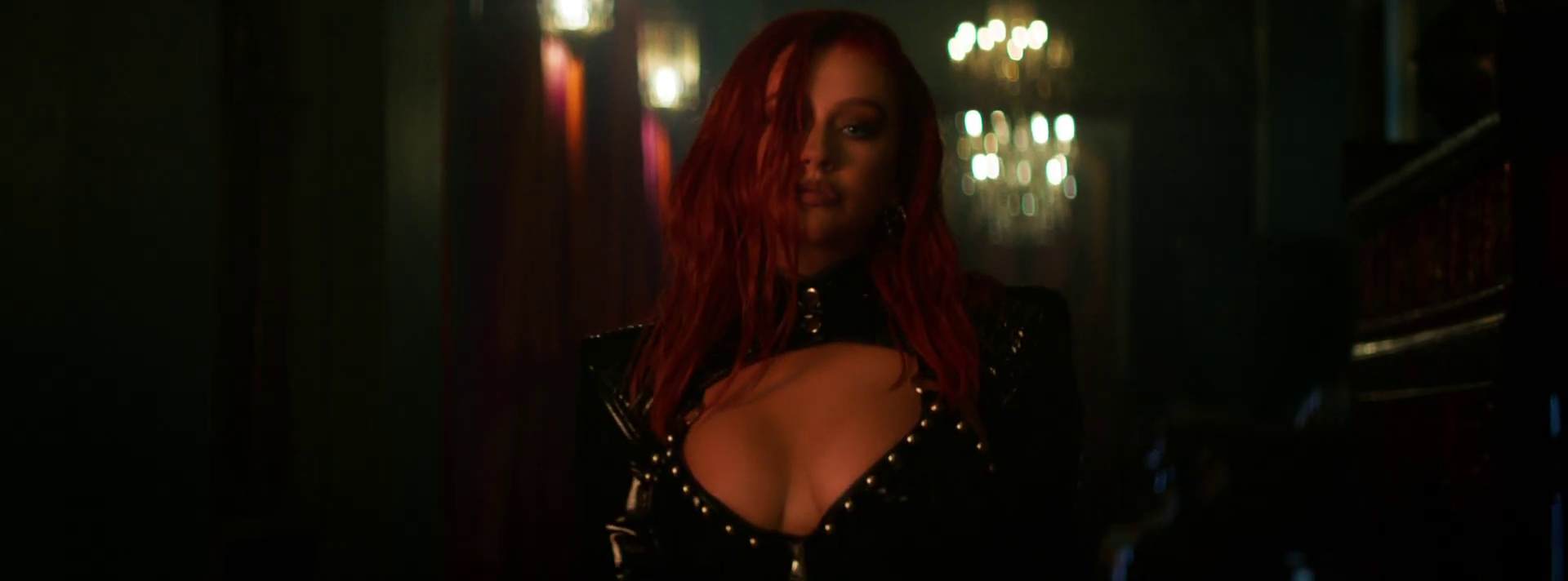 Christina Aguilera, Becky G, Nicki Nicole ft. Nathy Peluso – Pa Mis Muchachas (Official Video)