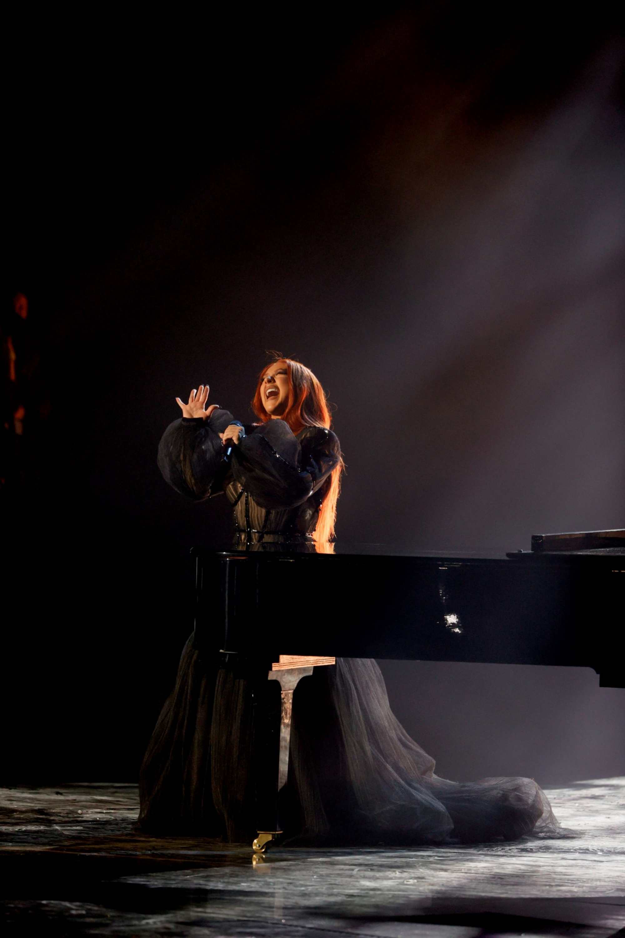 The_22nd_Annual_Latin_GRAMMY_Awards_Performance_-_November_1810.jpg
