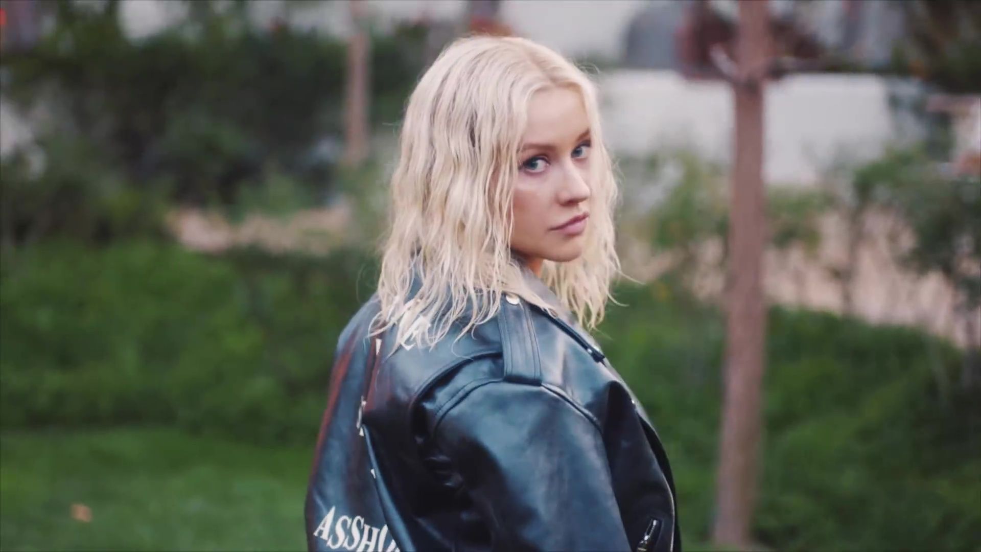 Where27s_Maria_28Liberation_by_Christina_Aguilera29-116.jpg