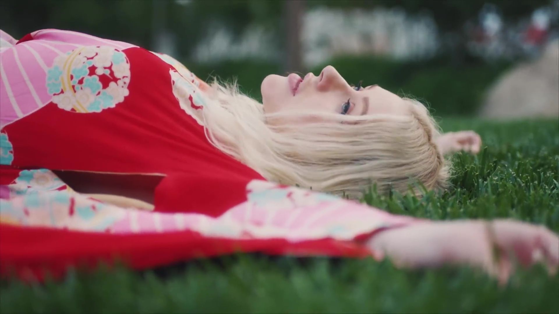 Where27s_Maria_28Liberation_by_Christina_Aguilera29-25.jpg