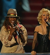 2004_MTV_Video_Music_Awards_Show_284629.jpg