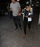 Christina_Aguilera_-_At_LAX_Airport_in_Los_Angeles_on_September_3-24.jpg