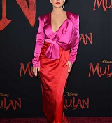 Christina_Aguilera_-_Disney_s_Mulan_Premiere_in_Hollywood2C_California__-_March_9-27.jpg