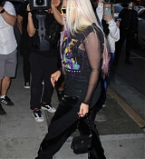 Christina_Aguilera_-_at_XTINA_Pride_2022_Pop_Up_in_West_Hollywood_0608202209.jpg