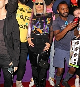 Christina_Aguilera_-_at_XTINA_Pride_2022_Pop_Up_in_West_Hollywood_0608202221.jpg