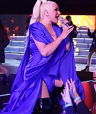 Christina_Aguilera_-_performing_for_a_New_Year_s_Eve_Performance_at_Zappos_Theatre_in_Las_Vegas2C_NV__12312019-36.jpg